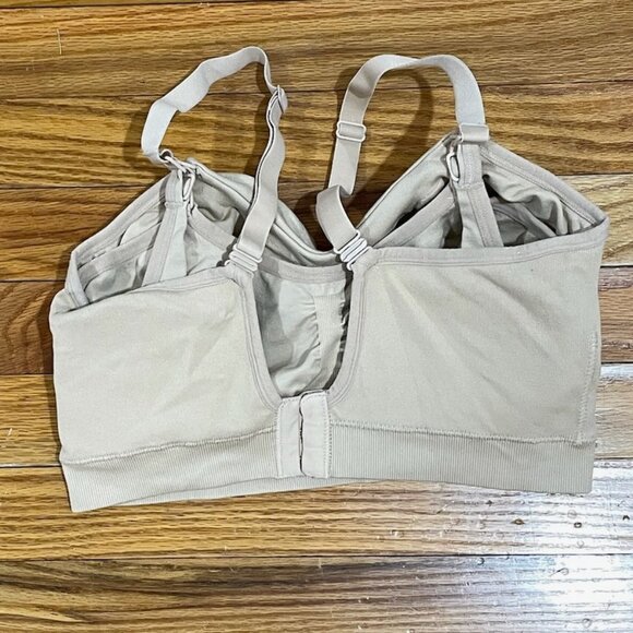 Pumping and Nursing Hands Free Bra 3 Piece Lot, Large Regular - Picture 6 of 10